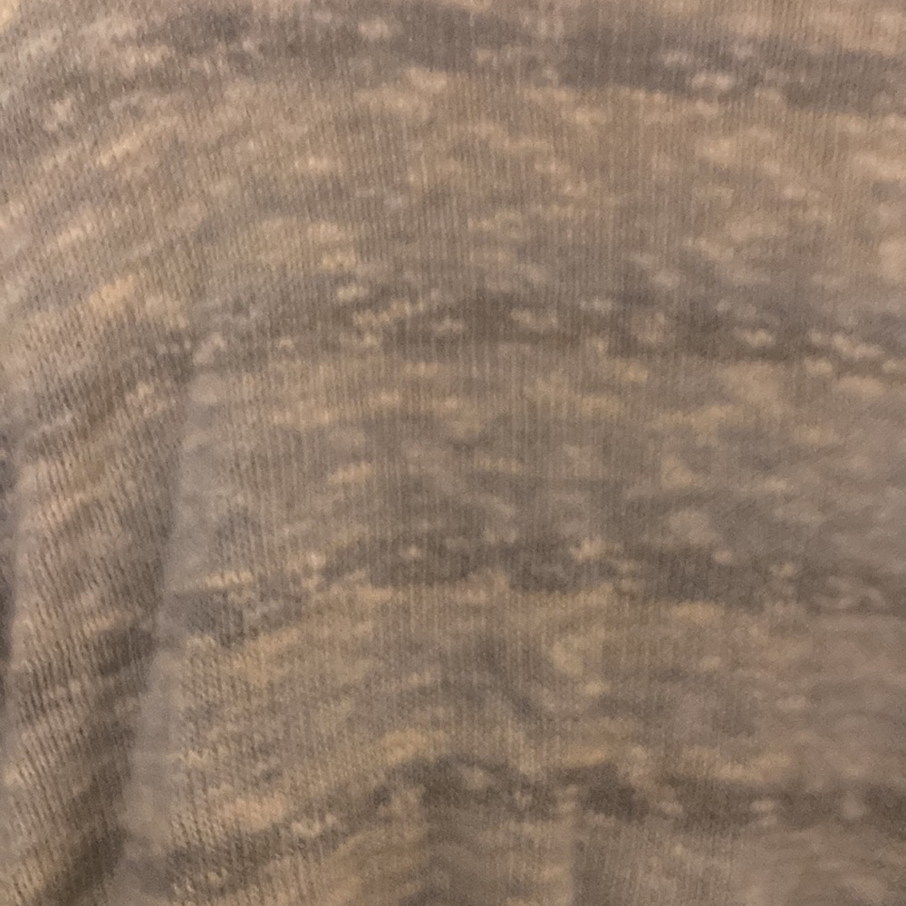 Cropped Sweater - Picture 3 of 3